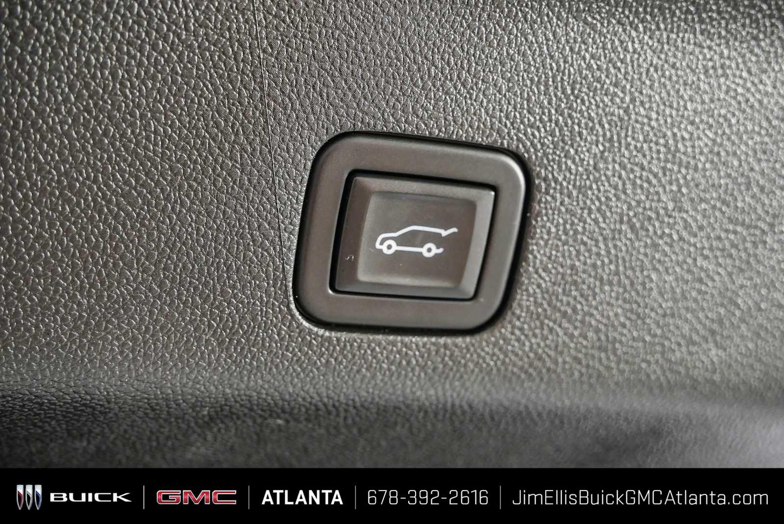 Certified 2023 GMC Yukon Denali AWD/4WD image 33