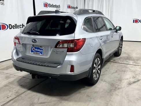 Used 2016 Subaru Outback 3.6R Limited image 5