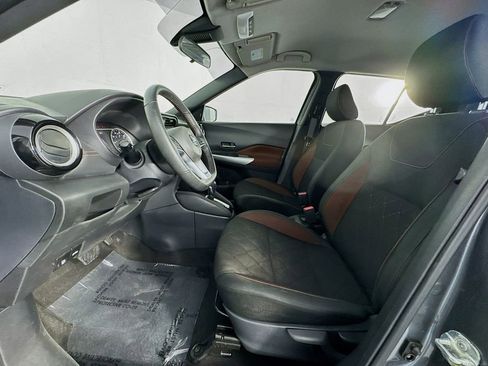 Used 2020 Nissan Kicks SR image 14