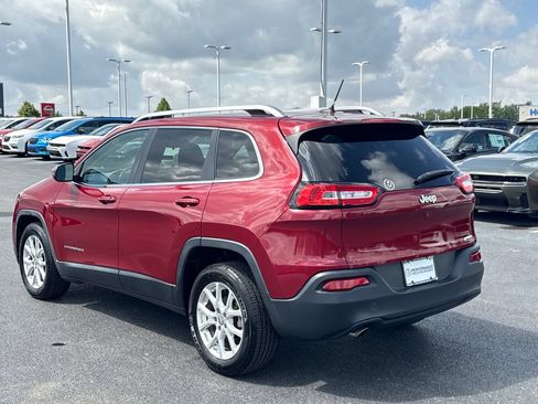 Used 2015 Jeep Cherokee Latitude FWD image 5