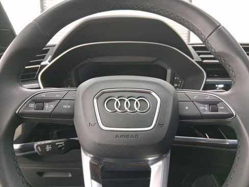 Used 2025 Audi Q3 2.0T Premium w/ Convenience Package image 15