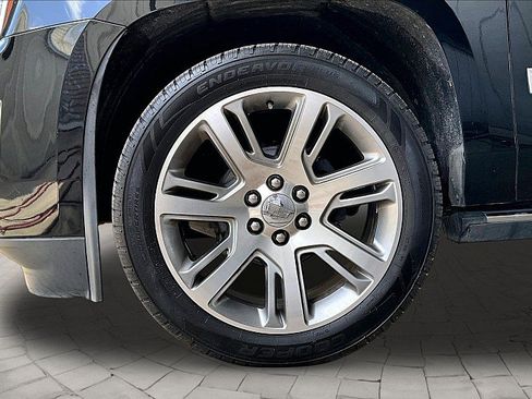Used 2016 Cadillac Escalade Premium RWD image 7