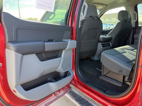 Used 2024 Ford F150 XLT w/ Equipment Group 302A MID image 17