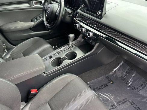Used 2024 Honda Civic Sport image 17