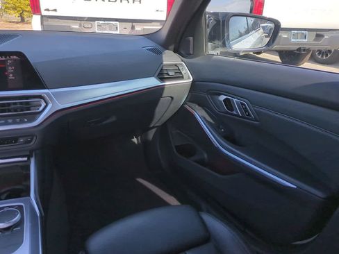 Used 2022 BMW M340i w/ Premium Package image 16