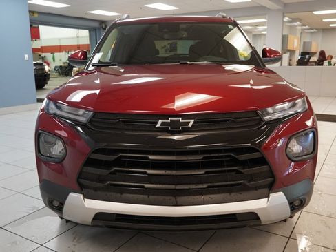 Used 2023 Chevrolet TrailBlazer LT w/ LPO, Blackout Package AWD/4WD image 17