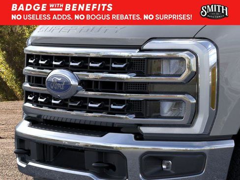 New 2025 Ford F250 Lariat w/ Chrome Package image 18
