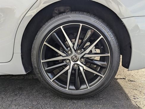 Certified 2024 Toyota Camry SE w/ Convenience Package image 19