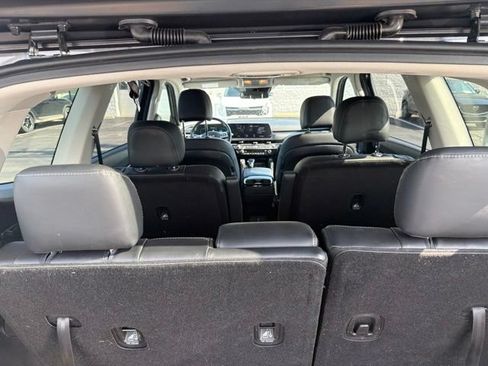 Used 2024 Kia Telluride S FWD image 9