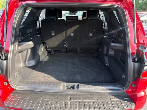 Certified 2025 Toyota 4Runner SR5 AWD/4WD image 9