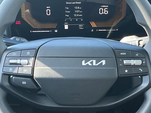 New 2026 Kia K4 LXS image 21