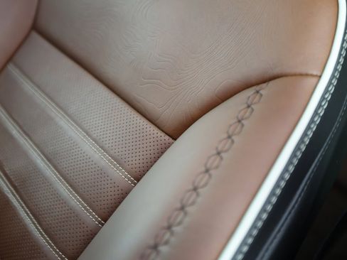 Used 2024 GMC Sierra 2500 Denali Ultimate image 41