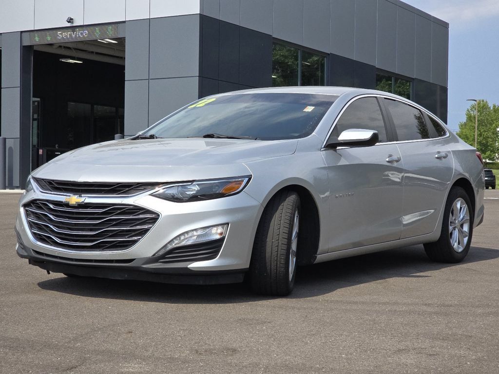 Used 2022 Chevrolet Malibu LT FWD image 14