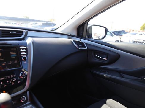 Used 2020 Nissan Murano S w/ Technology Package image 15