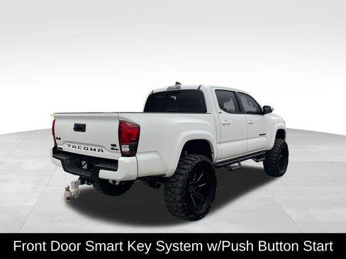 Used 2023 Toyota Tacoma SR5 w/ Technology Package image 5