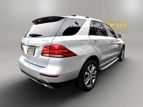 Used 2017 Mercedes-Benz GLE 350 GLE 350 4MATIC Sport Utility 4 image 7