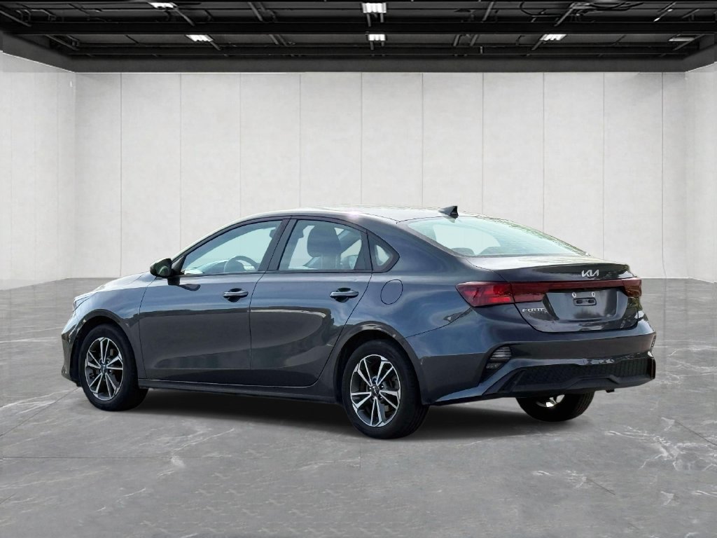 Used 2023 Kia Forte LXS FWD image 7