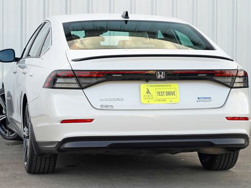 Used 2023 Honda Accord Sport image 5