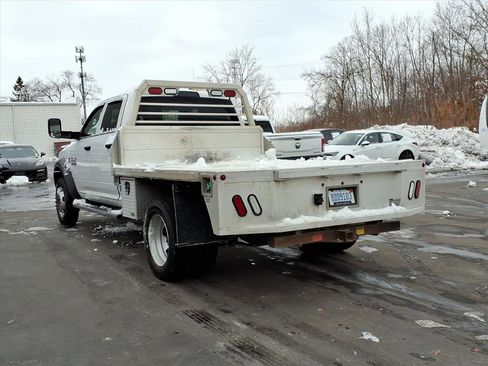 Used 2018 RAM 5500 Tradesman w/ Max Tow Package image 3