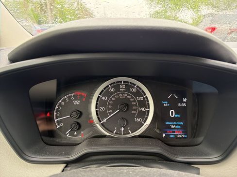 Used 2022 Toyota Corolla LE image 6