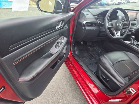 Used 2022 Nissan Altima 2.5 SR FWD image 20