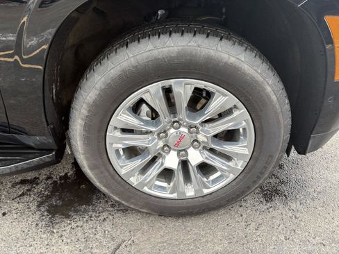 Used 2025 GMC Yukon Denali image 26