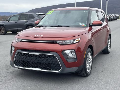 Used 2022 Kia Soul LX FWD image 8