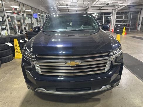Used 2022 Chevrolet Tahoe High Country image 2