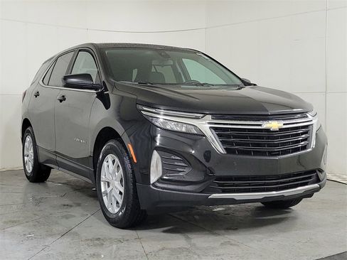 Used 2022 Chevrolet Equinox LT image 10