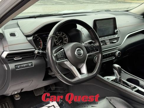 Used 2019 Nissan Altima 2.5 SR FWD image 10