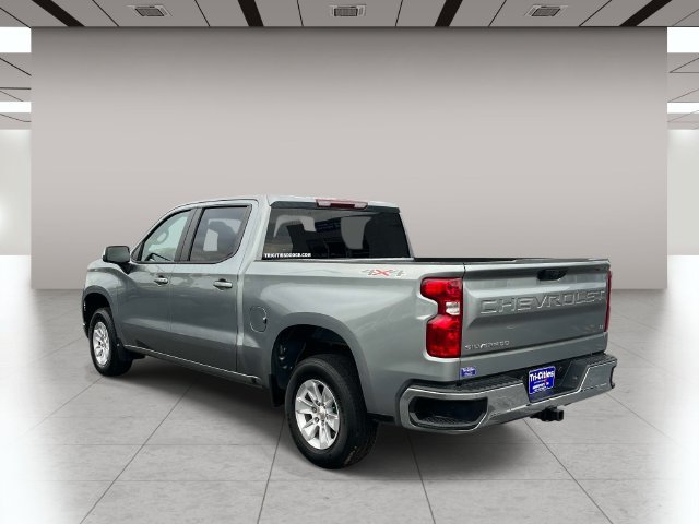 Used 2025 Chevrolet Silverado 1500 LT AWD/4WD image 7