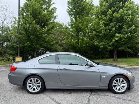Used 2011 BMW 328i xDrive Coupe AWD/4WD image 2