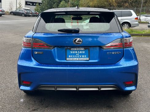 Used 2017 Lexus CT 200h image 4