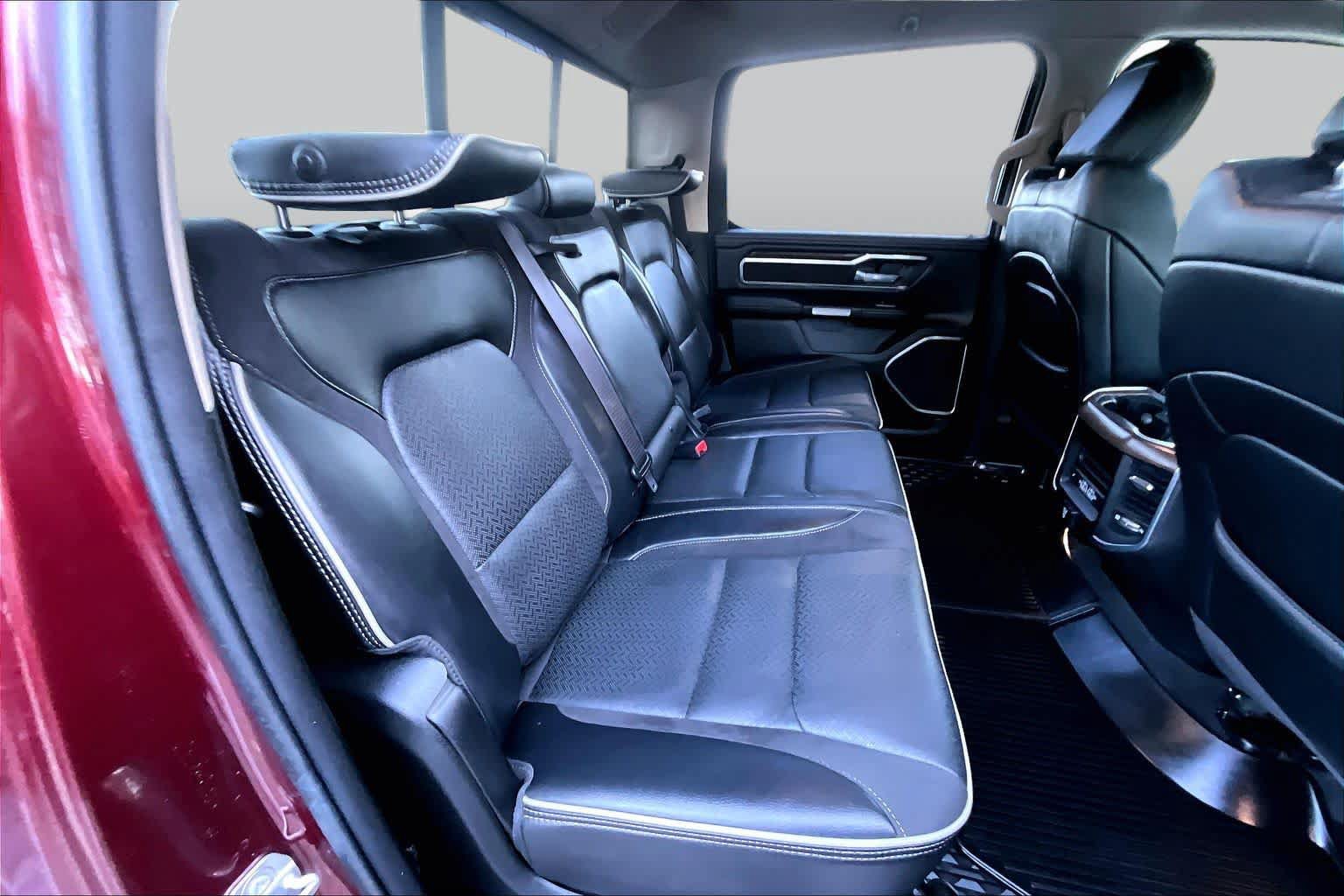 Used 2021 RAM 1500 Laramie AWD/4WD image 18
