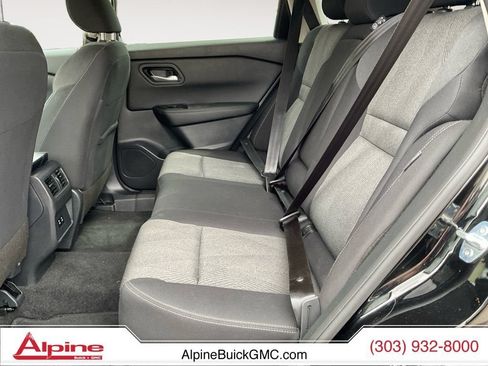 Used 2026 Nissan Rogue SV FWD image 13