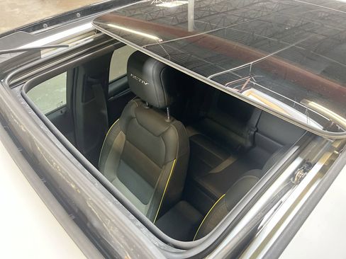 Used 2024 Chevrolet TrailBlazer ACTIV w/ Convenience Package image 21