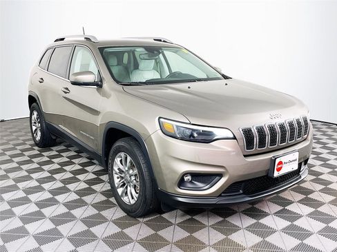 Used 2021 Jeep Cherokee Latitude Lux w/ Comfort/Convenience Group image 1