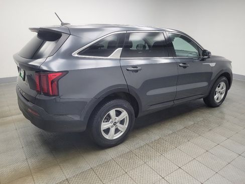 Used 2022 Kia Sorento LX AWD/4WD image 10