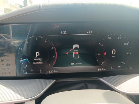 Used 2025 Nissan Murano SV FWD image 12