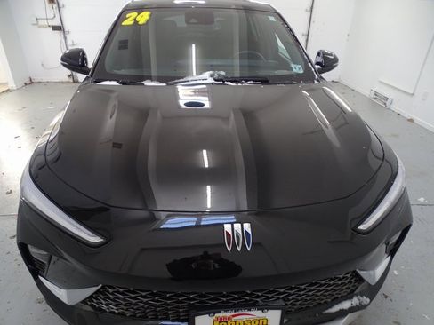 Certified 2024 Buick Envista Avenir image 24