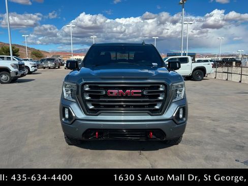 Used 2020 GMC Sierra 1500 AT4 w/ Off-Road Performance Package image 8