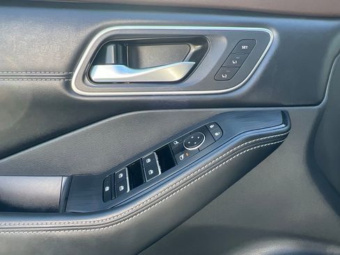 Used 2023 Nissan Rogue Platinum w/ Platinum Premium Package FWD image 22