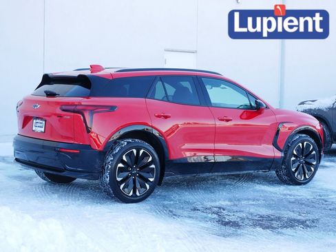 Used 2024 Chevrolet Blazer EV RS image 3