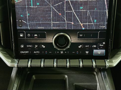 Used 2025 GMC Acadia Elevation image 24