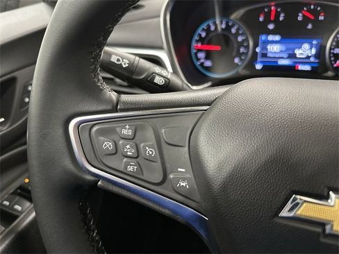 Used 2024 Chevrolet Equinox LT image 40