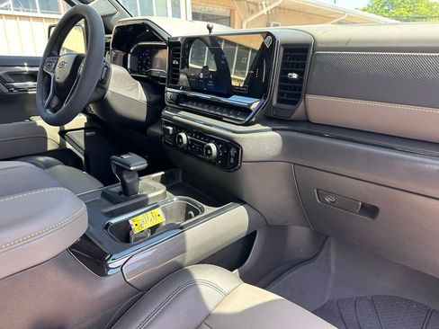 Used 2025 Chevrolet Silverado 1500 ZR2 w/ Technology Package AWD/4WD image 23