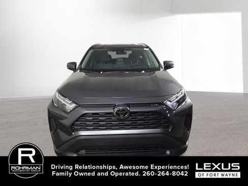 Used 2023 Toyota RAV4 XLE w/ Convenience Package image 3