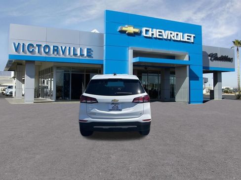 Used 2024 Chevrolet Equinox LT FWD image 6