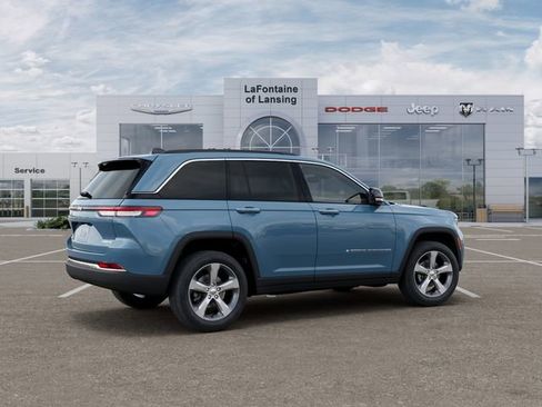 New 2026 Jeep Grand Cherokee Limited w/ Trailer Tow Package AWD/4WD image 4