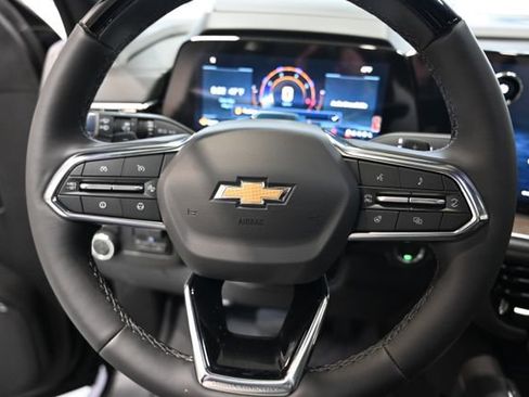 New 2026 Chevrolet Suburban High Country AWD/4WD image 26